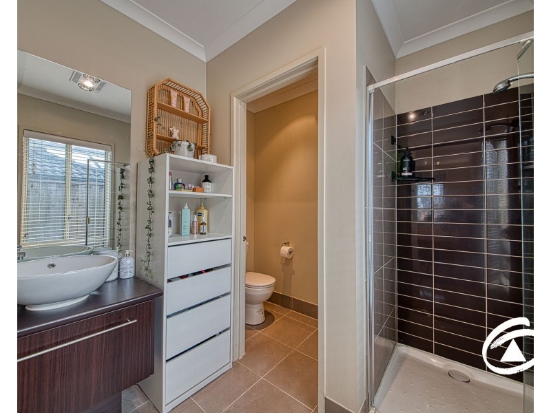 33 Clarendon Street, Pakenham VIC 3810