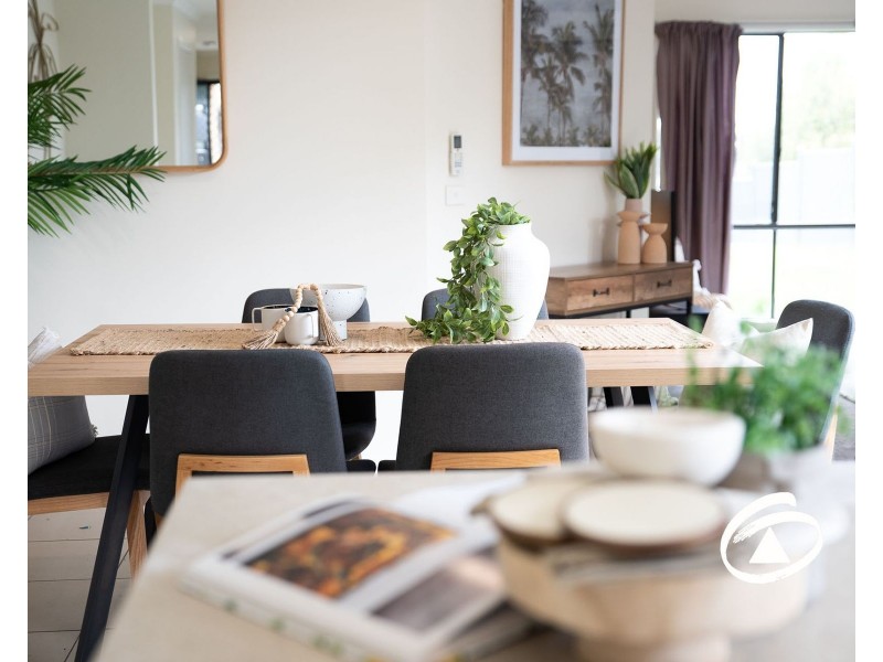 7 Doonie Way, Pakenham VIC 3810