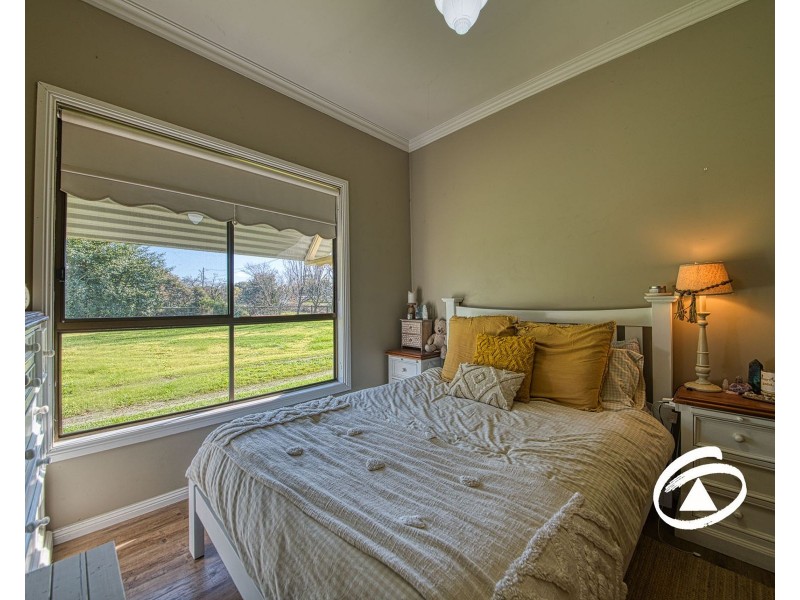 2058 Main Drain Road, Iona VIC 3815