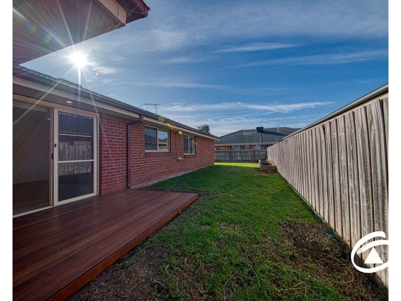 12 Grice Quadrant, Pakenham VIC 3810