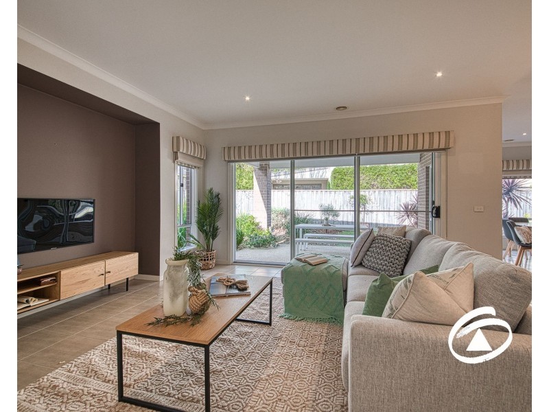 13 Arena Parade, Officer VIC 3809