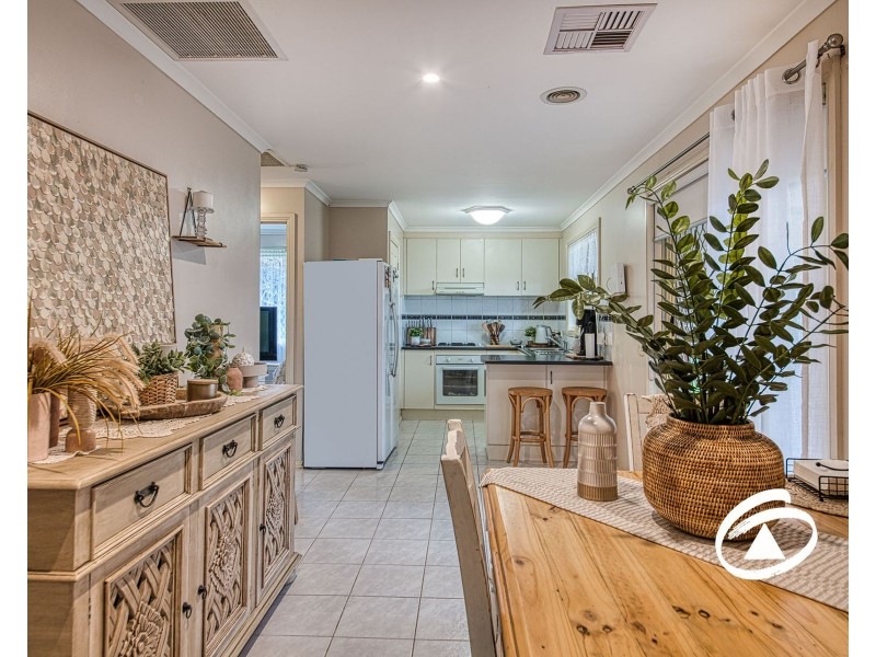 154 Manna Gum Drive, Pakenham VIC 3810