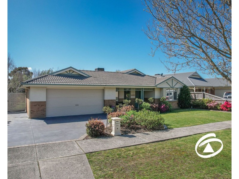 58 Livingstone Boulevard, Pakenham VIC 3810