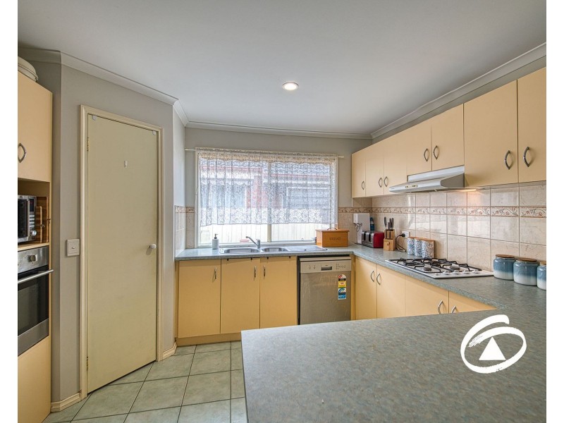 1 Gillian Place, Pakenham VIC 3810