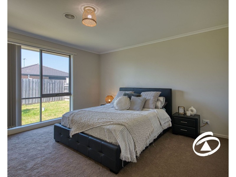 10 Waratah Street, Longwarry VIC 3816