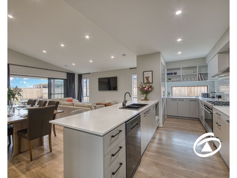 90 Langley Boulevard, Lang Lang VIC 3984