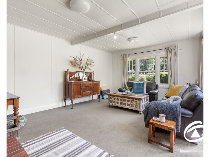 2 Ryan Road, Pakenham VIC 3810