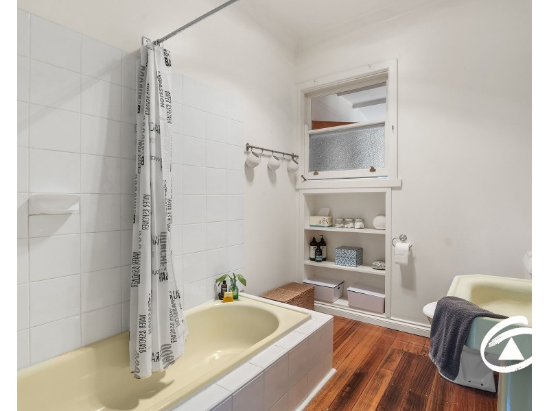 2 Ryan Road, Pakenham VIC 3810