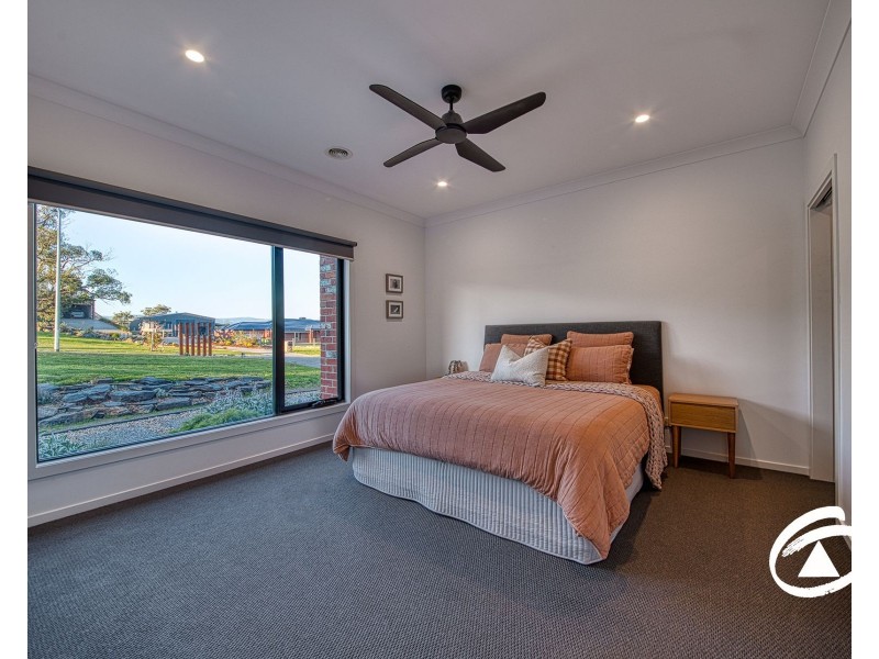 8 Shinners Close, Bunyip VIC 3815