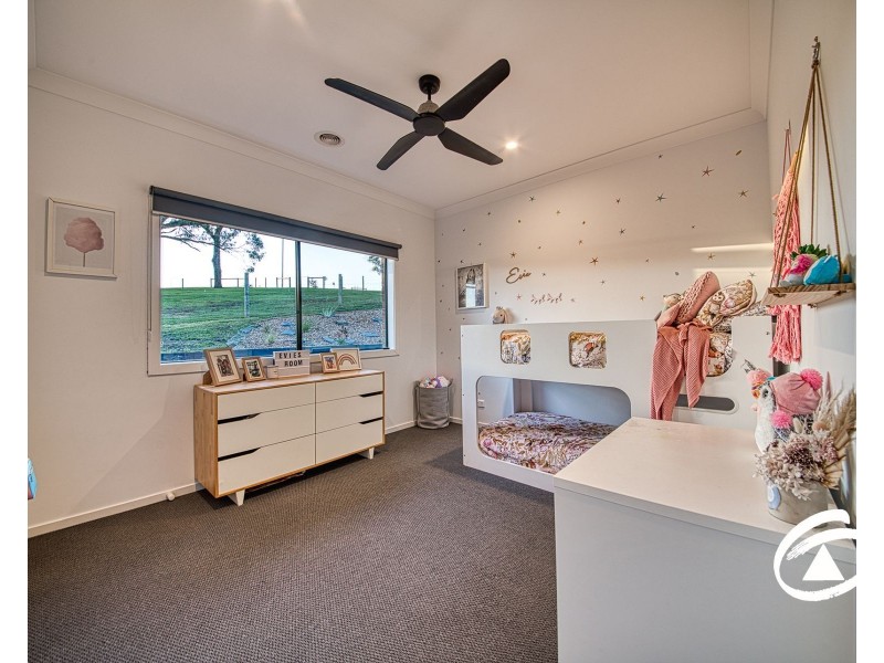 8 Shinners Close, Bunyip VIC 3815