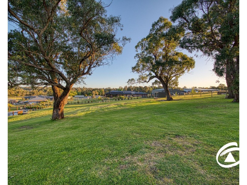 8 Shinners Close, Bunyip VIC 3815