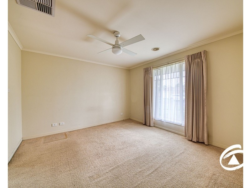 21 Hartland Circuit, Pakenham VIC 3810