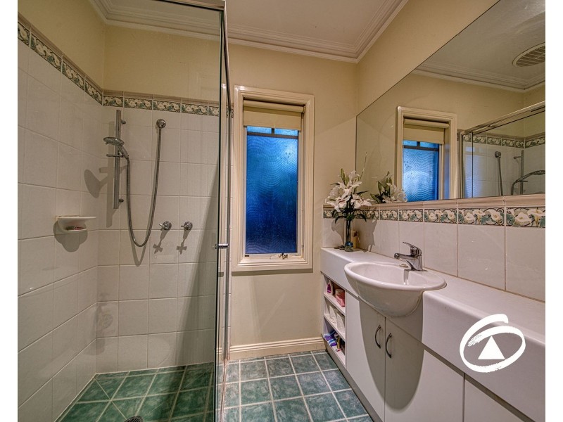 3/40 Railway Avenue, Garfield VIC 3814