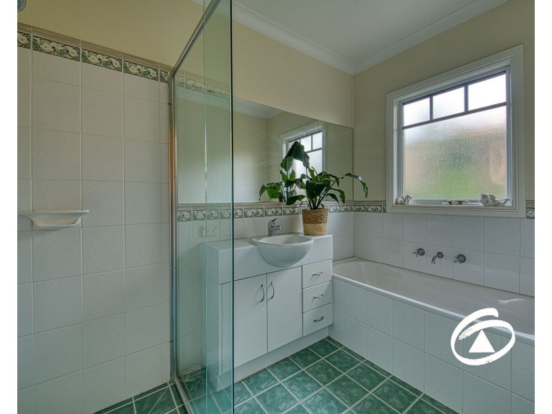 3/40 Railway Avenue, Garfield VIC 3814