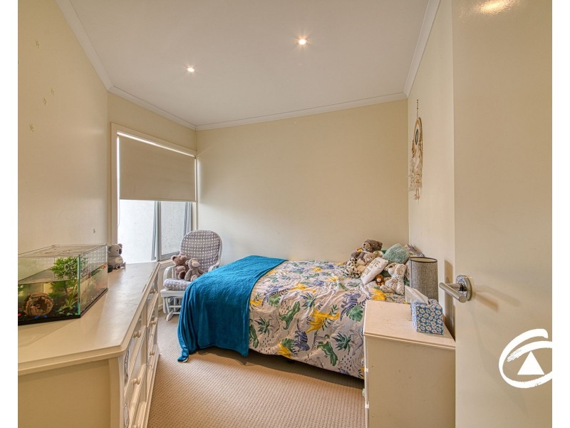 12/11 Howqua Place, Pakenham VIC 3810