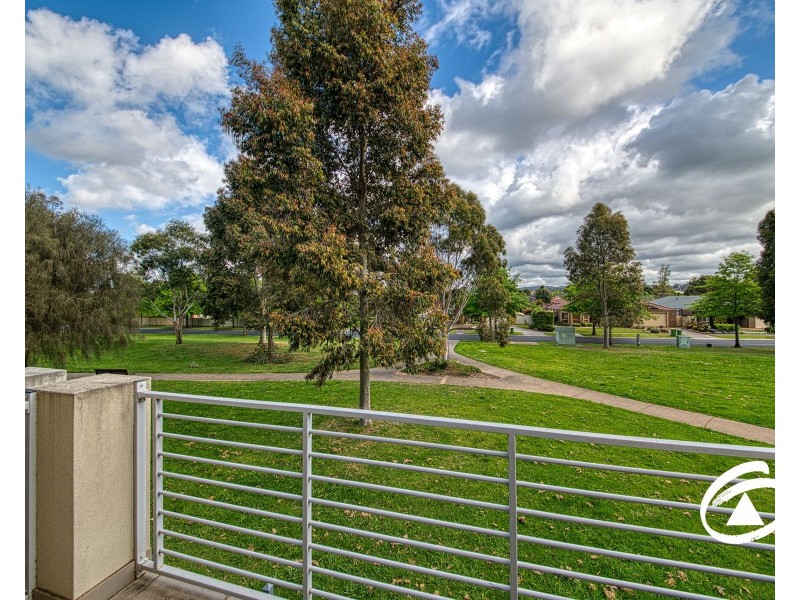 12/11 Howqua Place, Pakenham VIC 3810
