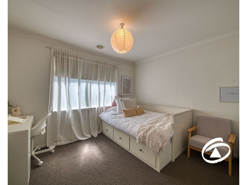 27/23 Atlantic Drive, Pakenham VIC 3810