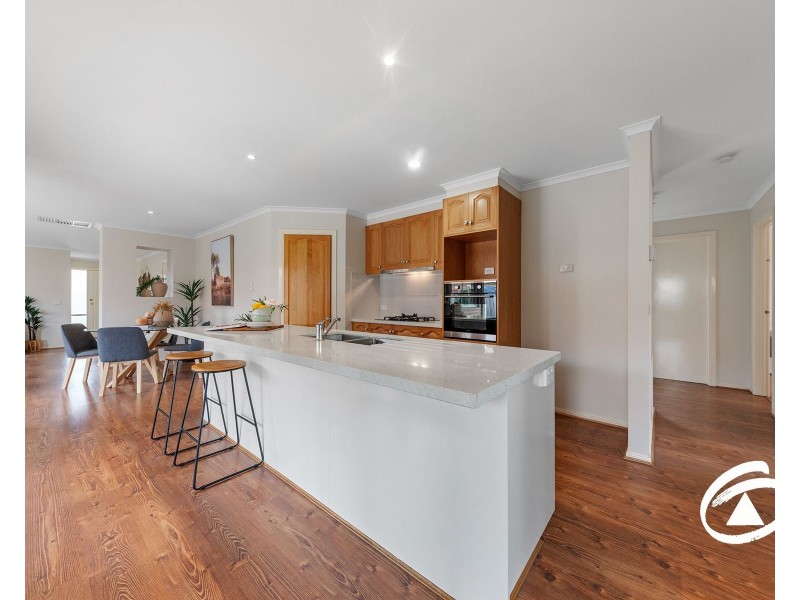 5 Watts Terrace, Pakenham VIC 3810