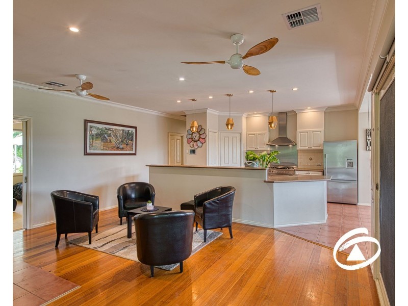 270 Bourkes Creek Road, Pakenham Upper VIC 3810