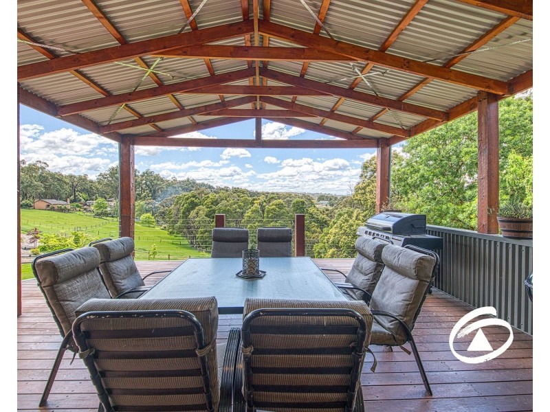 270 Bourkes Creek Road, Pakenham Upper VIC 3810