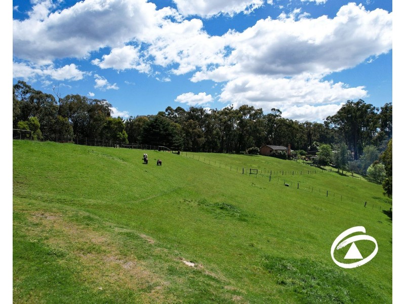 270 Bourkes Creek Road, Pakenham Upper VIC 3810
