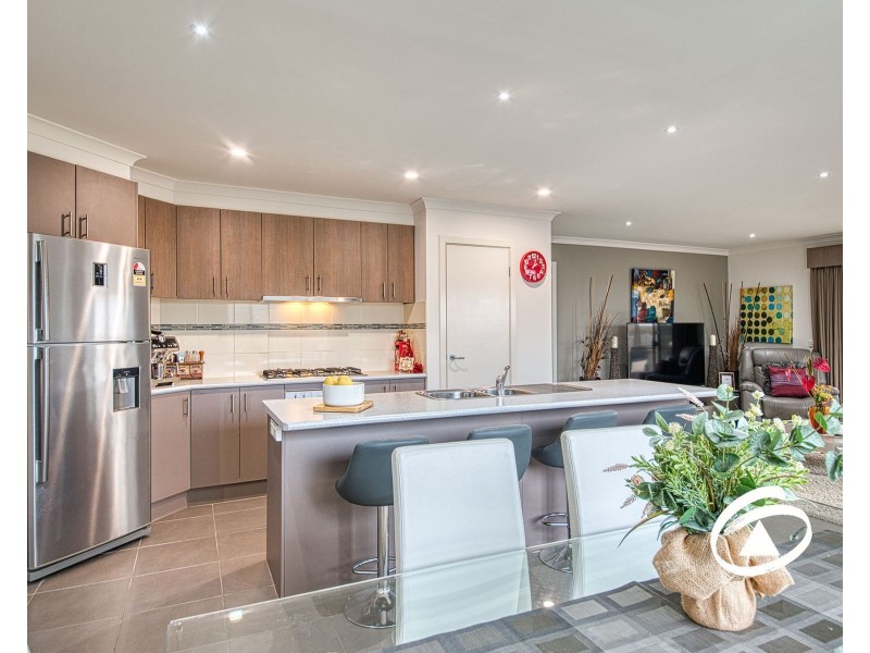 40 Windermere Boulevard, Pakenham VIC 3810