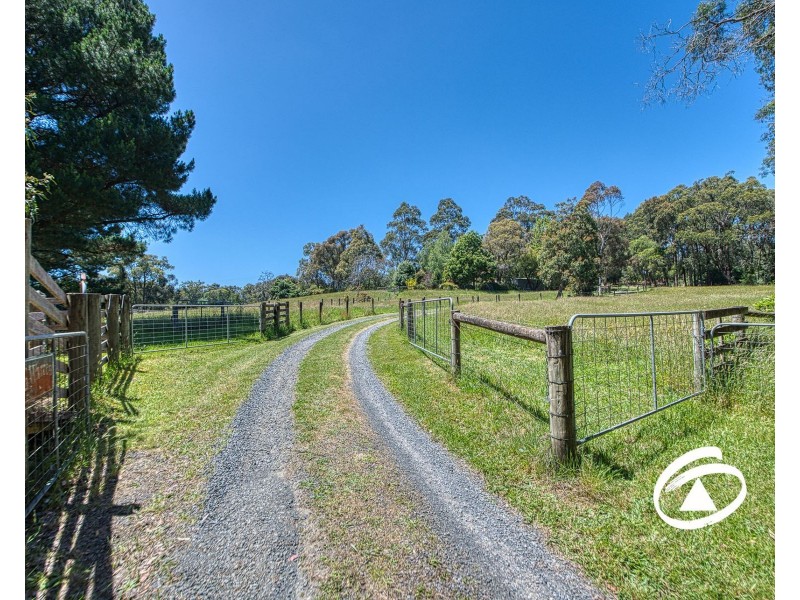 764 Pakenham Road, Pakenham Upper VIC 3810