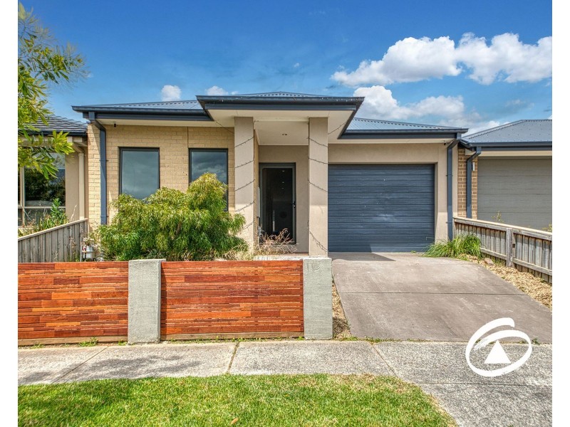 36 Arlington Avenue, Pakenham VIC 3810