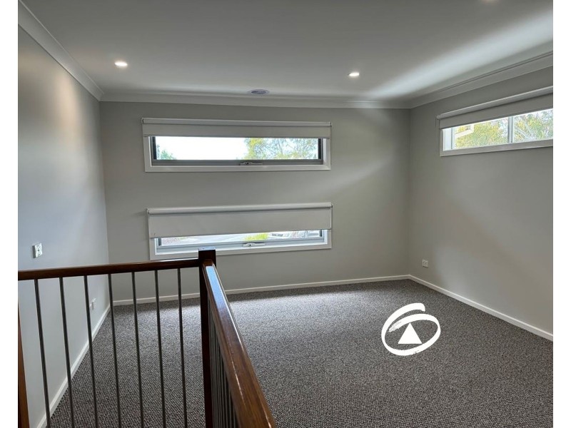 7 Portland Road, Pakenham VIC 3810