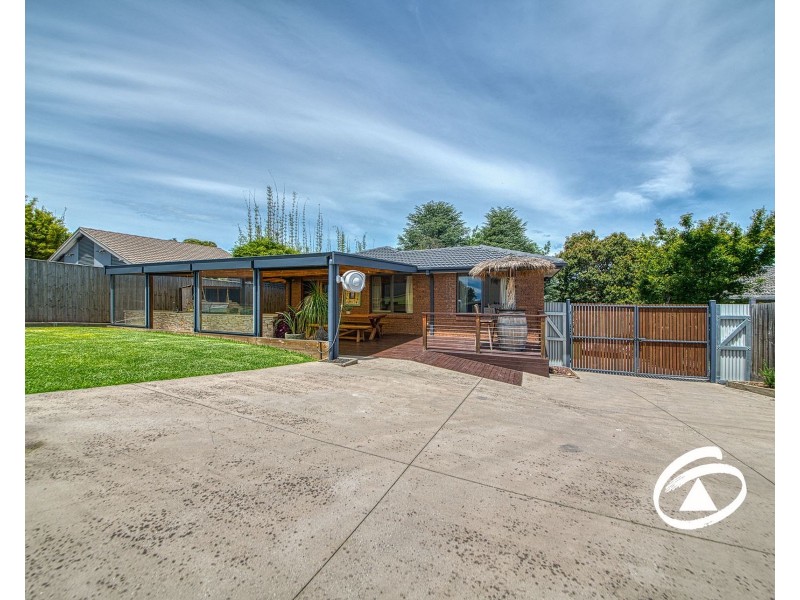 16 Grant Court, Beaconsfield Upper VIC 3808