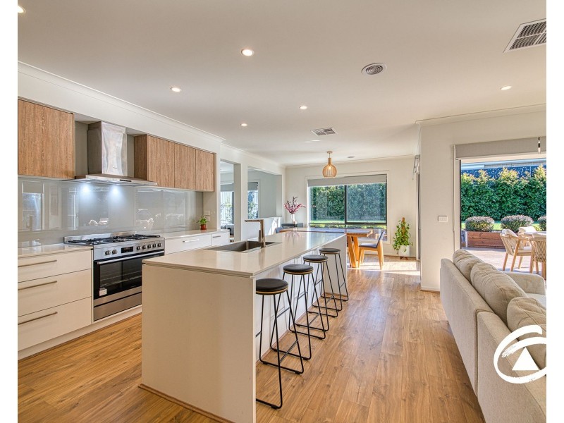 5 Petworth Rise, Officer VIC 3809