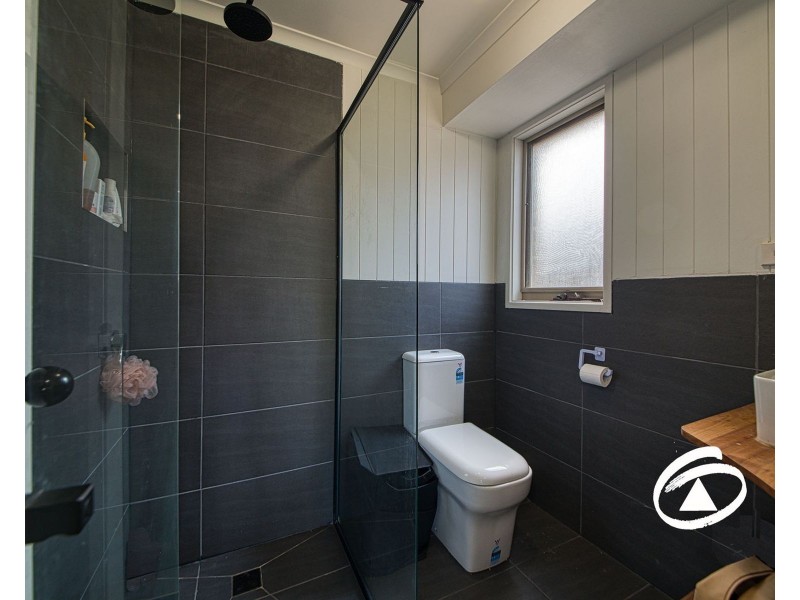 24 Barrington Drive, Pakenham VIC 3810