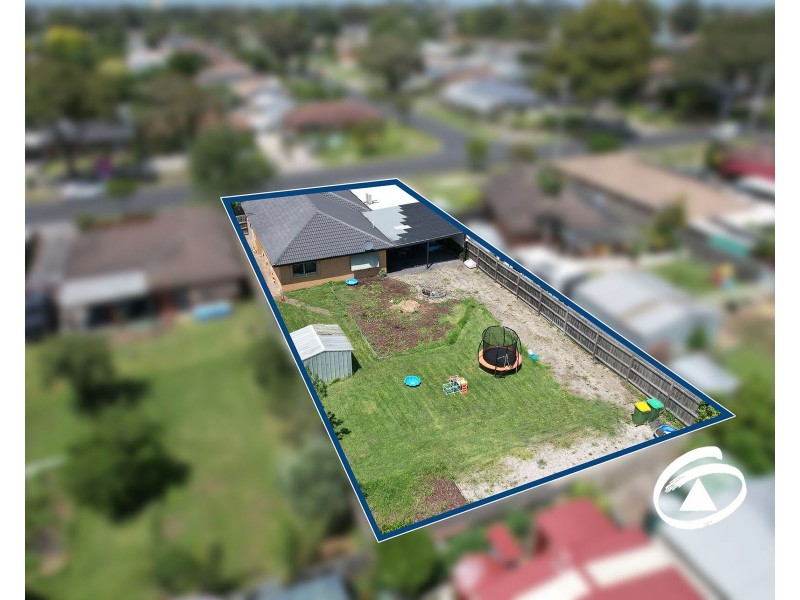24 Barrington Drive, Pakenham VIC 3810