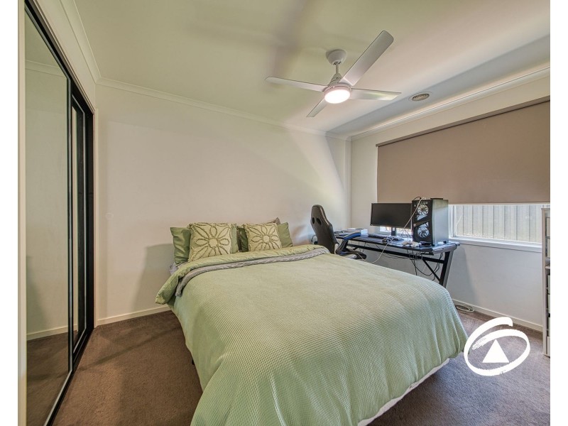 10 Windermere Boulevard, Pakenham VIC 3810