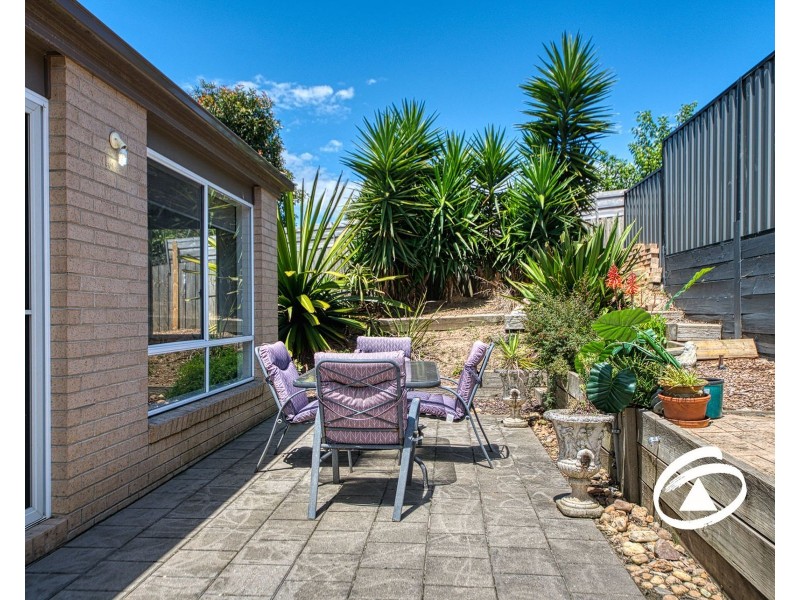 10 Windermere Boulevard, Pakenham VIC 3810