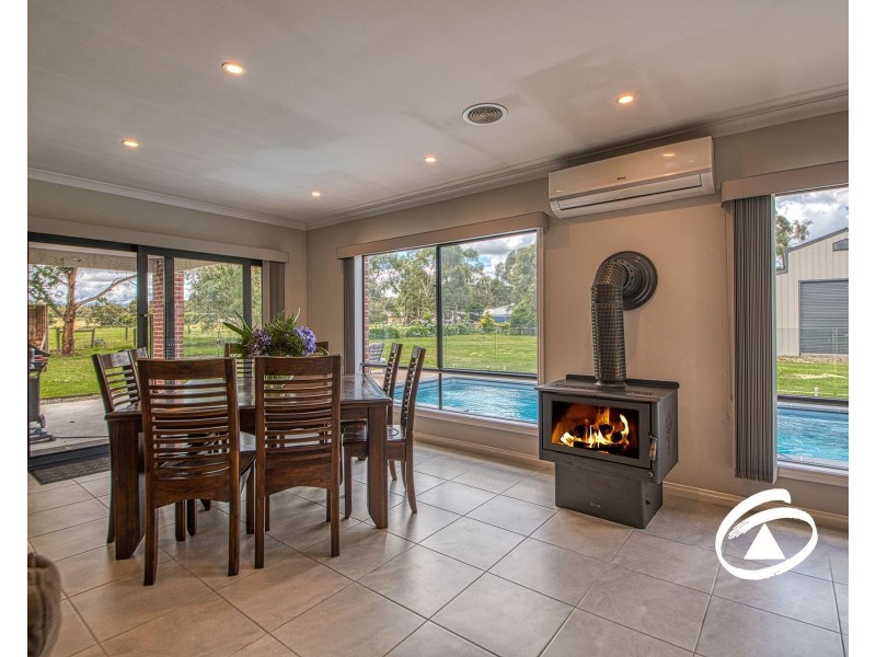 2A Fairway Court, Pakenham VIC 3810