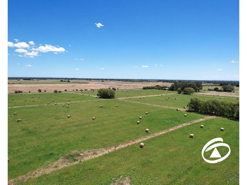 503 Hall Road, Nar Nar Goon VIC 3812