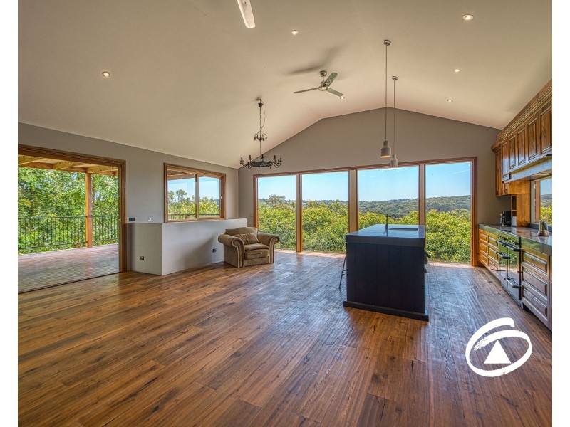 126 Bourkes Creek Road, Pakenham Upper VIC 3810