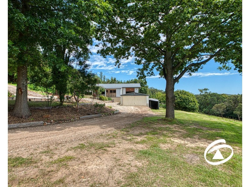 126 Bourkes Creek Road, Pakenham Upper VIC 3810