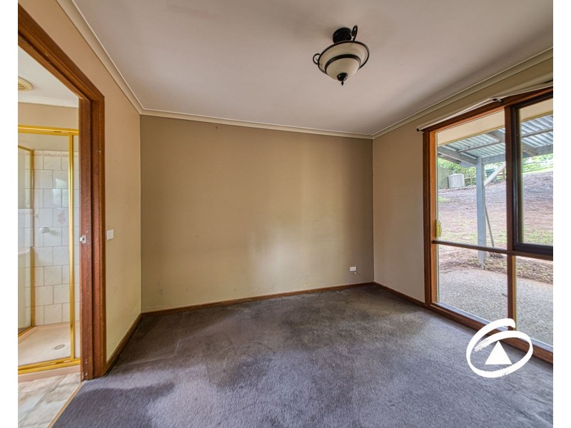 126 Bourkes Creek Road, Pakenham Upper VIC 3810