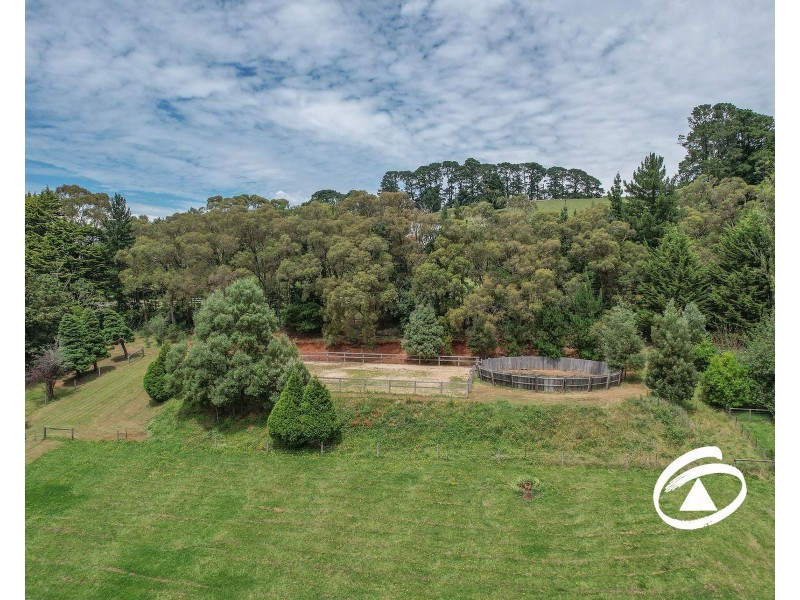 126 Bourkes Creek Road, Pakenham Upper VIC 3810