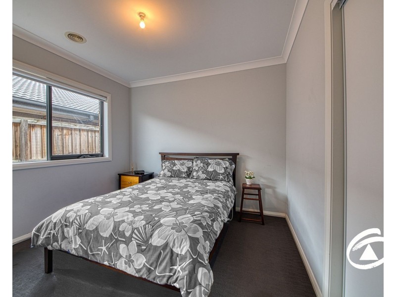 13 Dana Street, Officer VIC 3809