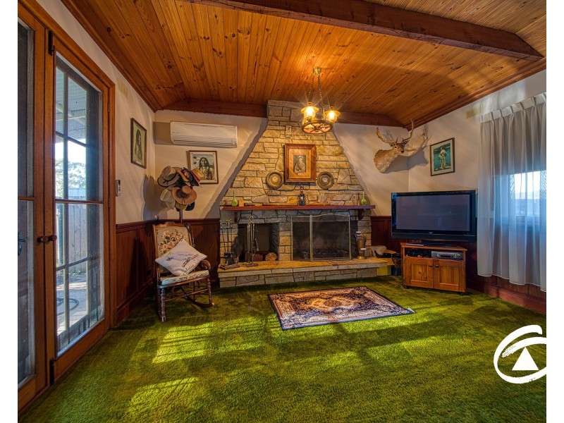 19 Bassed Road, Garfield North VIC 3814