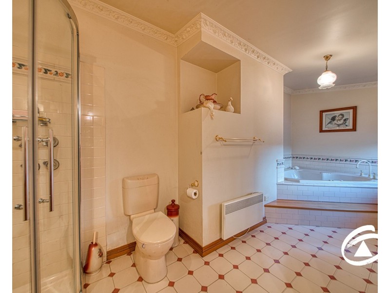 19 Bassed Road, Garfield North VIC 3814