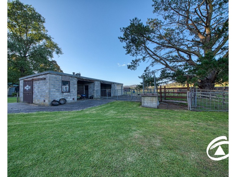 19 Bassed Road, Garfield North VIC 3814