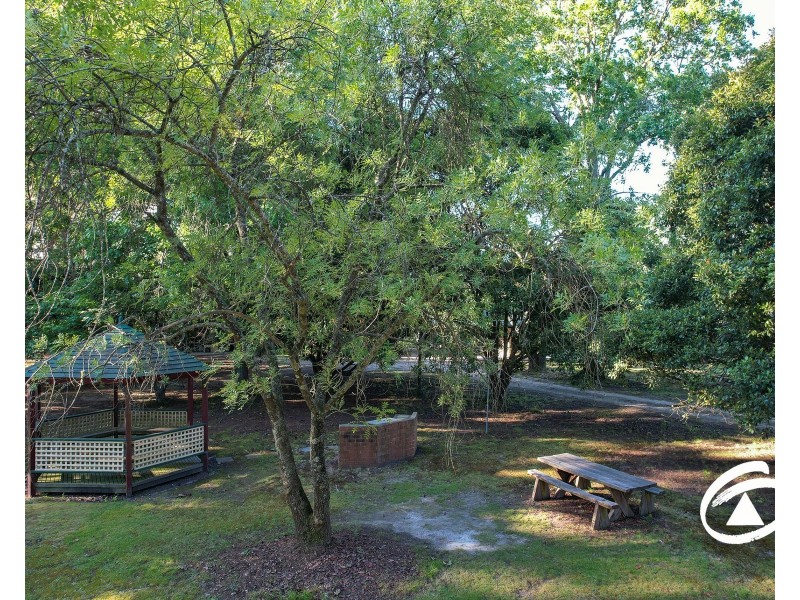 19 Bassed Road, Garfield North VIC 3814