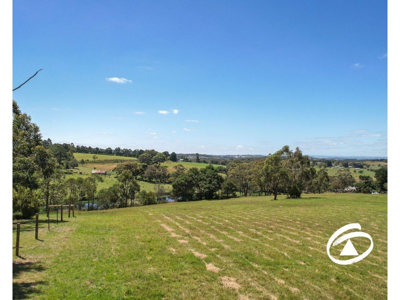 26 Croft Road, Nar Nar Goon North VIC 3812