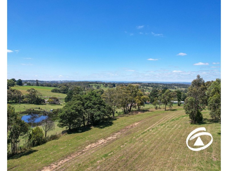 26 Croft Road, Nar Nar Goon North VIC 3812