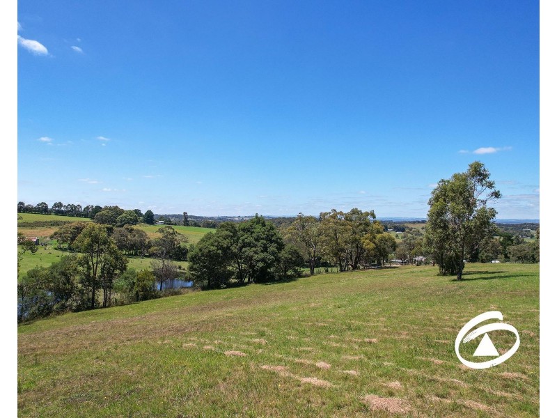 26 Croft Road, Nar Nar Goon North VIC 3812