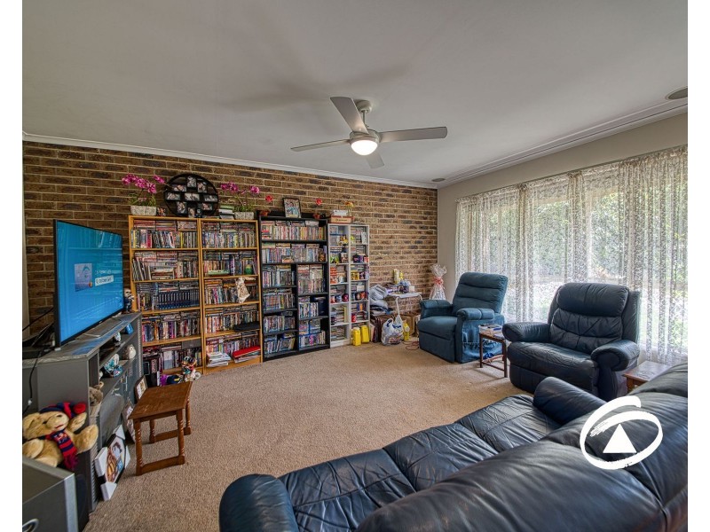 8 Aberdeen Heights, Pakenham VIC 3810